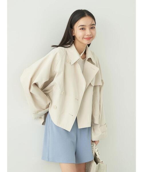 ショートトレンチコート