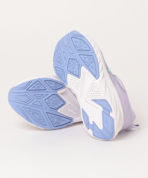 瞬足（シュンソク）の「瞬足 シュンソク REHOVER【幅広3E/軽量】キッズ スニーカー 子供靴 キッズシューズ 運動靴(リホーバー) LJ-765（スニーカー・キッズ・パープル系その他/サックスブルー/ブラック・21.5cm/20.0cm/18.5cm/18.0cm/19.5cm/19.0cm/23.0cm/17.5cm/16.0cm/16.5cm/22.0cm/17.0cm/22.5cm/21.0cm/20.5cm）」の4枚目の写真