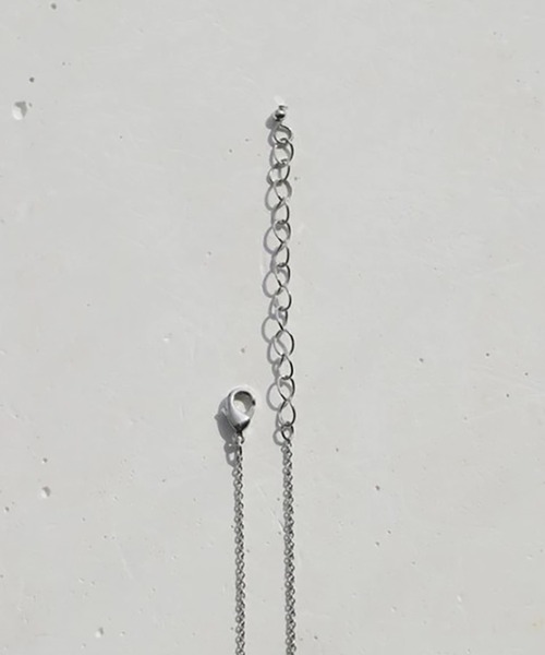 GOLDY（ゴールディ）の「【GOLDY】カーブド メタル "Y"シェイプ ネックレス / 3211104（ネックレス・レディース・シルバー/ゴールド/ピンク・FREE）」の5枚目の写真