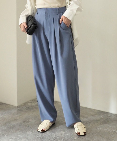 Riberry（リベリー）の「クレープタックワイドパンツ（スラックス・レディース・ブルー/ブラック/ライトグレー/アイボリー・MEDIUM）」の19枚目の写真