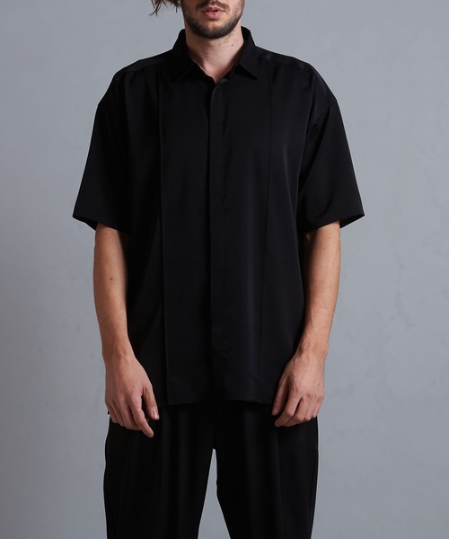 NO ID.(ノーアイディ)の「【NO ID.】Pin-Tuck Fly-Front Big Shirt / ピン タック フライフロント ビッグ シャツ(シャツ/ブラウス・メンズ・グリーン/ホワイト/グレー/ブラック・ONE SIZE)」の8枚目の写真