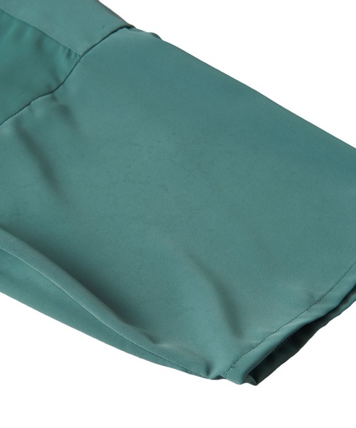 NO ID.(ノーアイディ)の「【NO ID.】Pin-Tuck Fly-Front Big Shirt / ピン タック フライフロント ビッグ シャツ(シャツ/ブラウス・メンズ・グリーン/ホワイト/グレー/ブラック・ONE SIZE)」の14枚目の写真