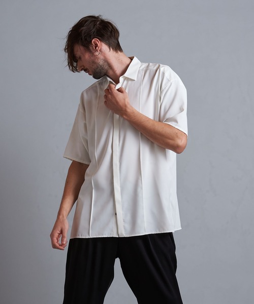 NO ID.(ノーアイディ)の「【NO ID.】Pin-Tuck Fly-Front Big Shirt / ピン タック フライフロント ビッグ シャツ(シャツ/ブラウス・メンズ・グリーン/ホワイト/グレー/ブラック・ONE SIZE)」の21枚目の写真