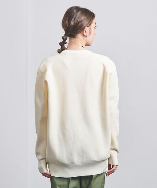 UNITED ARROWS(ユナイテッドアローズ)の「P アゼ Vネック カーディガン(カーディガン/ボレロ・レディース・ベージュ/オフホワイト・FREE)」の3枚目の写真