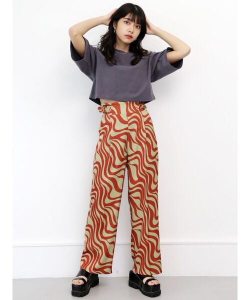 MURUA（ムルーア）の「ウェーブプリントサイドベルトパンツ（スラックス・レディース・オレンジ/ブルー・1/2）」の17枚目の写真
