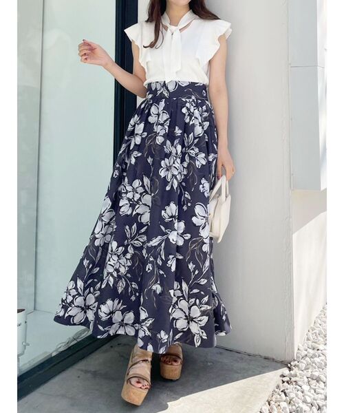 MERCURYDUO（マーキュリーデュオ）の「ボウタイ付きラッフルコンパクトニット（ニット/セーター・レディース・ベビーピンク/オフホワイト/チャコールグレー/ブラック・FREE）」の22枚目の写真