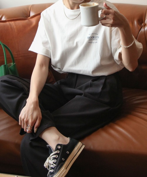 Chillfar（チルファー）の「デイリーアソートロゴTシャツ（Tシャツ/カットソー・レディース・ホワイト×ブラック/オートミール/アイボリー系1/ホワイト×ブルー/ホワイト×グリーン/ピンク/クリーム/レモンイエロー/アイボリー系/ホワイト×レッド/ホワイト系/チャコール・FREE）」の14枚目の写真