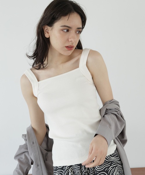 LAKOLE（ラコレ）の「三角テレコタンクトップ / 188706（Tシャツ/カットソー・レディース・ブラック/ベージュ/オフホワイト/ブラウン系その他・SMALL/MEDIUM）」の2枚目の写真