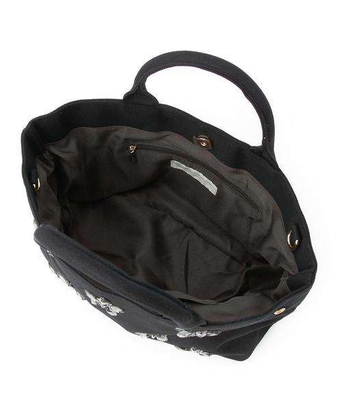 BEAUTY&YOUTH UNITED ARROWS(ビューティーアンドユースユナイテッドアローズ)の「BY キャンバス ビジューフラワー2WAYトート◆(トートバッグ・レディース・ブラック・フリー)」の4枚目の写真