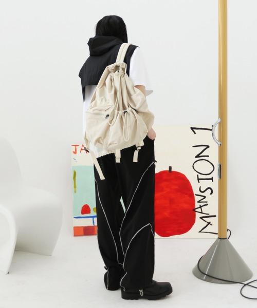 FOLLOWIN（フォロウィン）の「[UNISEX] 【長さ調節可能】【ストリートファッション必須アイテム】ストリングラインハイウエストバンディングパンツ（スウェットパンツ・メンズ・ホワイト/ブラック・FREE）」の8枚目の写真