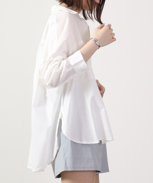lil nina（リルニーナ）の「lil nina キャンブリックボイル 長袖オーバーシャツ 無地＆ストライプ（シャツ/ブラウス・レディース・エンジ/ネイビー/ホワイト/ライトブラウン/チェリーピンク/ブラック×パープル/ホワイト×ブルー/ブラウン系/パープル系・FREE）」の19枚目の写真