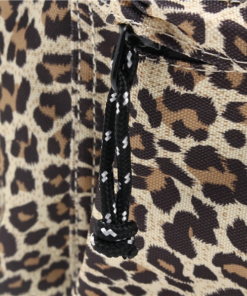 THRASHER(スラッシャー)の「WEGO/THRASHERナイロンデイパック(バックパック/リュック・メンズ・ブラック/その他1・FREE)」の9枚目の写真