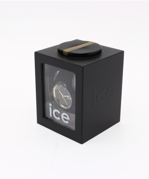 ICE WATCH(アイスウォッチ)の「(ICE WATCH)腕時計(アナログ腕時計・レディース・ブラック×ゴールド・ONE SIZE)」の2枚目の写真