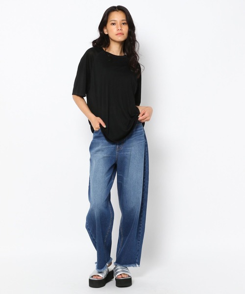 FOREVER 21（フォーエバー トゥエンティーワン）の「無地ラグランＴシャツ（Tシャツ/カットソー・レディース・ブラック/オフホワイト・SMALL/MEDIUM）」の8枚目の写真