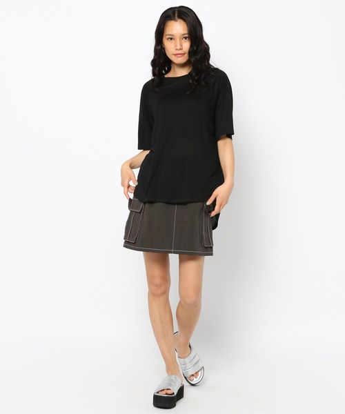 FOREVER 21（フォーエバー トゥエンティーワン）の「無地ラグランＴシャツ（Tシャツ/カットソー・レディース・ブラック/オフホワイト・SMALL/MEDIUM）」の21枚目の写真