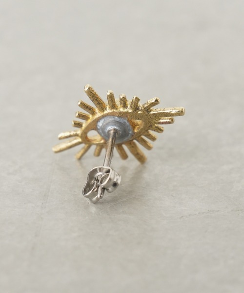 aquvii（アクビ）の「アクビ rock eye pierce（ピアス（片耳用）・レディース・ブラック/ブルー・フリー）」の6枚目の写真