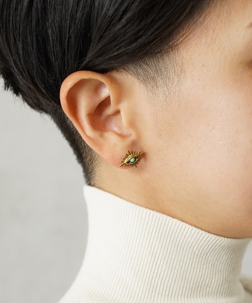 aquvii（アクビ）の「アクビ rock eye pierce（ピアス（片耳用）・レディース・ブラック/ブルー・フリー）」の9枚目の写真