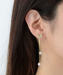 【float】ゴールドビジュー ゆらゆらパール ピアス