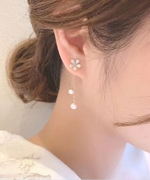 【float】ゴールドビジュー ゆらゆらパール ピアス