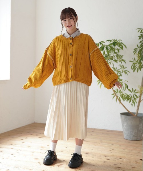 ad thie(アドティエ)の「前後2WAY ステッチニットカーディガン(カーディガン/ボレロ・レディース・グリーン/ブラック/イエロー/アイボリー・FREE)」の18枚目の写真