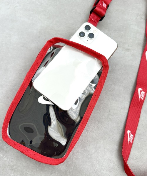 NIKE（ナイキ）の「NIKE(ナイキ)/スマホショルダー ミニショルダーバッグ ランヤード 縦長ミニポシェット/クラブ フォーンクロスボディー（ショルダーバッグ・メンズ・シルバー/ブルー/ブラック/レッド/ベージュ・FREE）」の6枚目の写真