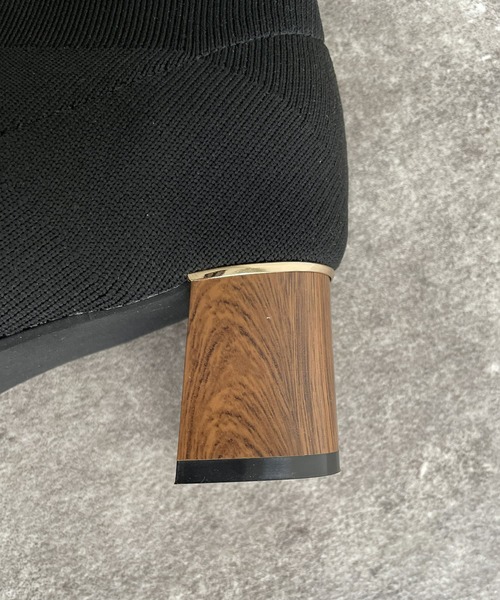 Thevon（ゼボン）の「ニットショートブーツ（ブーツ・レディース・ベージュ/ブラック・SMALL/MEDIUM/LARGE）」の8枚目の写真