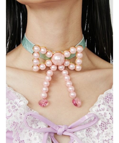 PAMEO POSE（パメオポーズ）の「Pearl Bow Choker（チョーカー