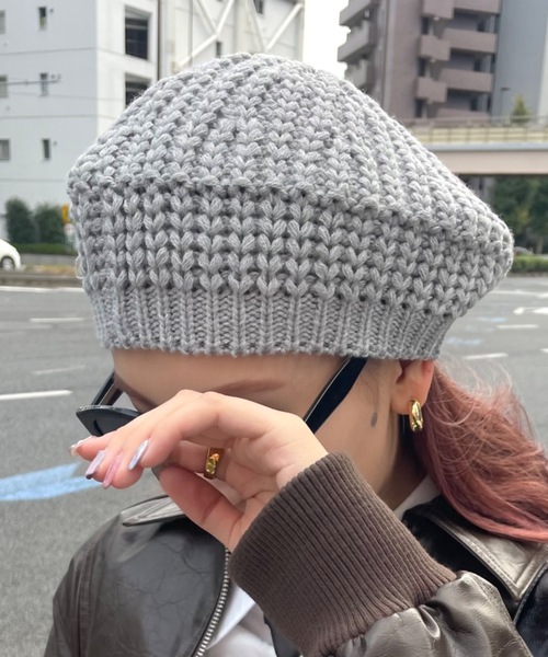 SHAGGIE（シャギー）の「ざっくり編みニットベレー帽（ハンチング/ベレー帽・レディース・ブラック/グレー/ナチュラル・FREE）」の3枚目の写真
