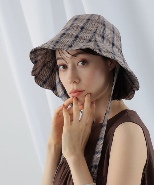 Ray BEAMS（レイビームス）の「Casselini × Ray BEAMS / 別注 フラワー ハット（ハット・レディース・ベージュ/ネイビー・ONE SIZE）」の2枚目の写真