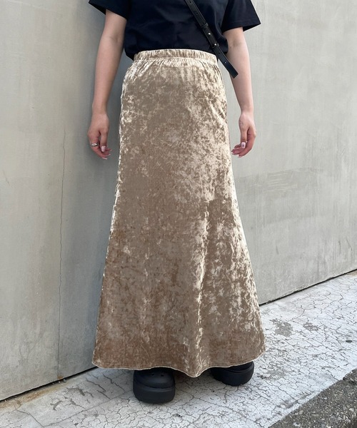 LIENCOEUR(リアンクール)の「ベロアロングスカート(スカート・レディース・ブラウン/カーキ/ベージュ/ブラック・FREE)」の10枚目の写真