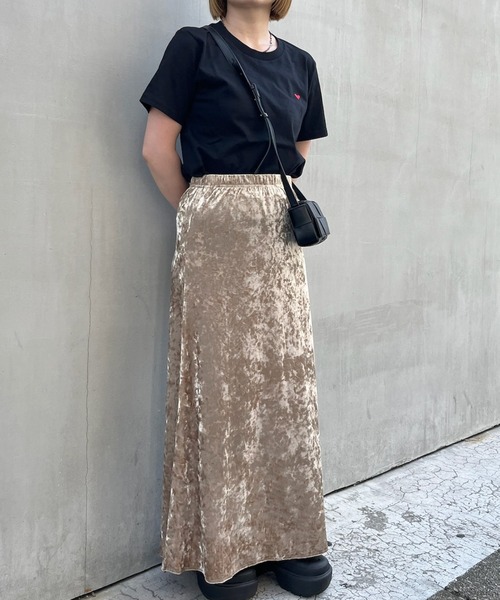 LIENCOEUR(リアンクール)の「ベロアロングスカート(スカート・レディース・ブラウン/カーキ/ベージュ/ブラック・FREE)」の8枚目の写真