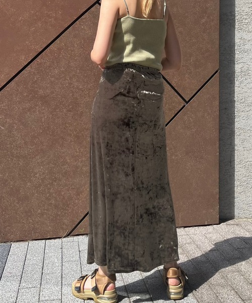 LIENCOEUR(リアンクール)の「ベロアロングスカート(スカート・レディース・ブラウン/カーキ/ベージュ/ブラック・FREE)」の16枚目の写真