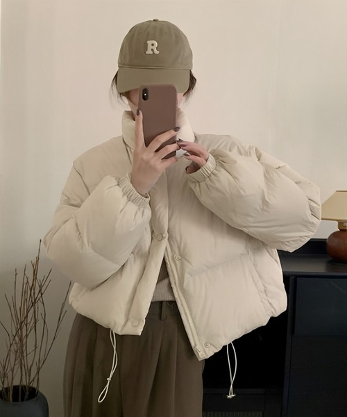 Chaco closet（チャコ クローゼット）の「ショート丈中綿エコダウンジャケット（ダウンジャケット/コート・レディース・イエロー/パープル/ベージュ/ブルー/ピンク/アイボリー/ブラック・FREE）」の10枚目の写真