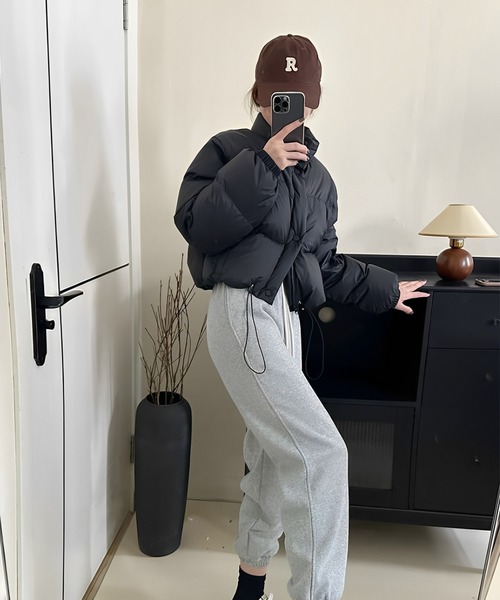 Chaco closet（チャコ クローゼット）の「ショート丈中綿エコダウンジャケット（ダウンジャケット/コート・レディース・イエロー/パープル/ベージュ/ブルー/ピンク/アイボリー/ブラック・FREE）」の16枚目の写真