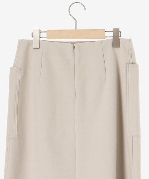 le.coeur blanc(ルクールブラン)の「ジャージーメルトントラペーズスカート(スカート・レディース・ネイビー/ベージュ/ライトグリーン・38/36)」の4枚目の写真