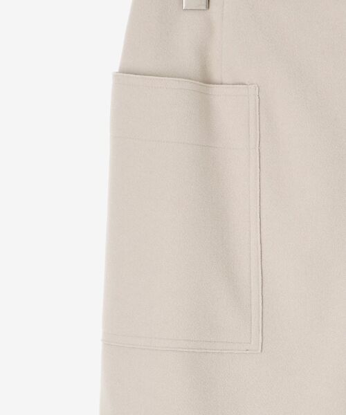 le.coeur blanc(ルクールブラン)の「ジャージーメルトントラペーズスカート(スカート・レディース・ネイビー/ベージュ/ライトグリーン・38/36)」の6枚目の写真