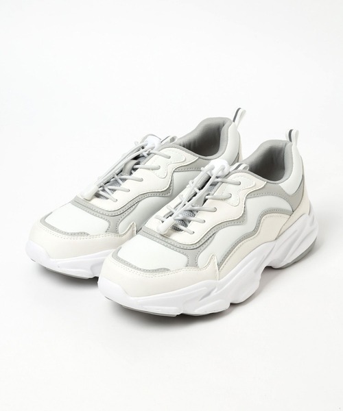 BAYFLOW（ベイフロー）の「ストレッチシュースニーカー（スニーカー・レディース・ホワイト/ライトグレー・LARGE/MEDIUM）」の2枚目の写真