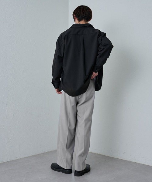 COLONY 2139(コロニートゥーワンスリーナイン)の「ポリストレッチ2タックワイドパンツ(スラックス・メンズ・ブラック/グレイッシュベージュ・LARGE/MEDIUM)」の18枚目の写真