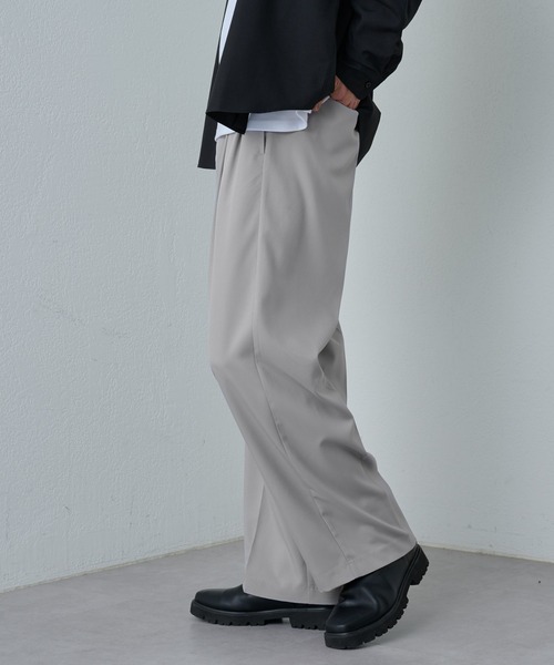 COLONY 2139(コロニートゥーワンスリーナイン)の「ポリストレッチ2タックワイドパンツ(スラックス・メンズ・ブラック/グレイッシュベージュ・LARGE/MEDIUM)」の8枚目の写真