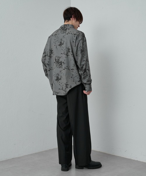 COLONY 2139(コロニートゥーワンスリーナイン)の「ポリストレッチ2タックワイドパンツ(スラックス・メンズ・ブラック/グレイッシュベージュ・LARGE/MEDIUM)」の13枚目の写真