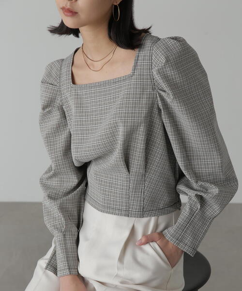 FREE'S MART(フリーズマート)の「◇スクエアネックボリュームスリーブ長袖ブラウス(シャツ/ブラウス・レディース・ブラック系その他/ホワイト系その他/グリーン系その他3/ブラック系その他2・FREE)」の1枚目の写真