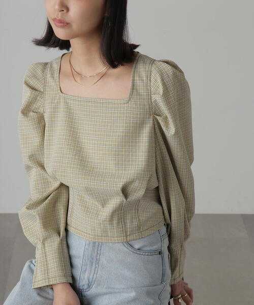 FREE'S MART(フリーズマート)の「◇スクエアネックボリュームスリーブ長袖ブラウス(シャツ/ブラウス・レディース・ブラック系その他/ホワイト系その他/グリーン系その他3/ブラック系その他2・FREE)」の4枚目の写真