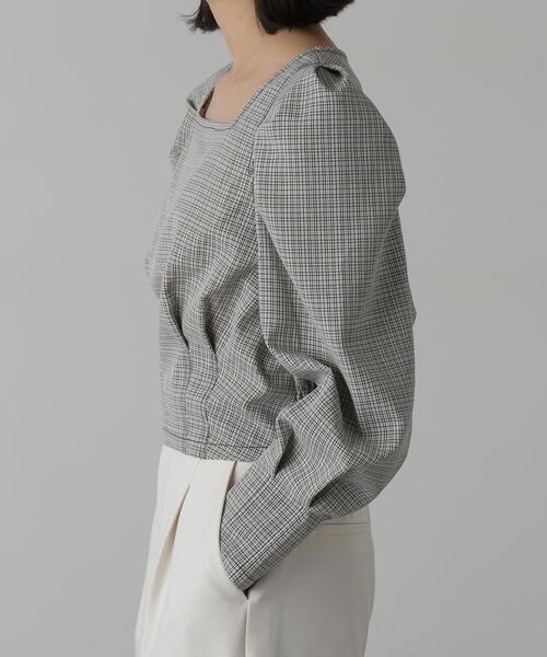 FREE'S MART(フリーズマート)の「◇スクエアネックボリュームスリーブ長袖ブラウス(シャツ/ブラウス・レディース・ブラック系その他/ホワイト系その他/グリーン系その他3/ブラック系その他2・FREE)」の14枚目の写真