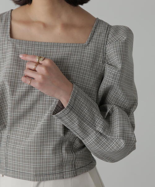 FREE'S MART(フリーズマート)の「◇スクエアネックボリュームスリーブ長袖ブラウス(シャツ/ブラウス・レディース・ブラック系その他/ホワイト系その他/グリーン系その他3/ブラック系その他2・FREE)」の16枚目の写真