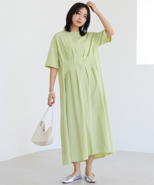 LAVEANGE(ラビアンジェ)の「ウエストタックワンピース(ワンピース・レディース・ネイビー/グリーン/ブラック・4L/3L/LL/M/5L)」の13枚目の写真
