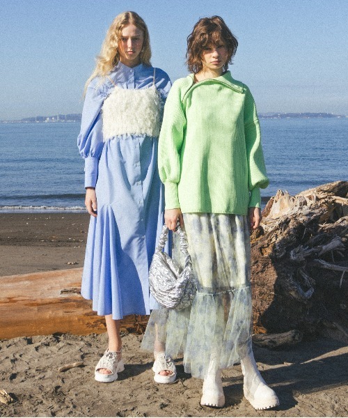 VIS(ビス)の「【STAYC/YOON着用】リボンテープビスチェ(キャミソール・レディース・ブラック/キナリ・FREE)」の3枚目の写真