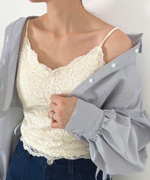 MAJESTIC LEGON(マジェスティックレゴン)の「カップ付きレースキャミソール(キャミソール・レディース・オフホワイト/ブラック/アイボリー・MEDIUM)」の1枚目の写真