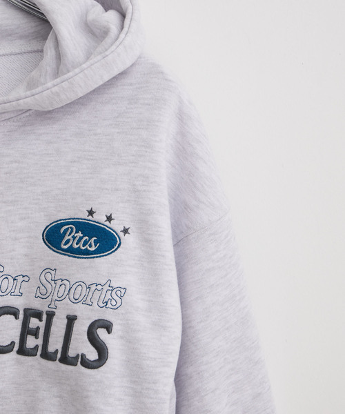 VIS（ビス）の「【BITTER CELLS】Wジップショート丈ロゴ刺繍パーカー（スウェット・レディース・ブラック/ライトグレー・FREE）」の5枚目の写真