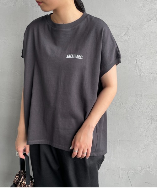 AMERICANA（アメリカーナ）の「【CLASSY. 5月号掲載】[Americana×JEANS FACTORY/アメリカーナ×ジーンズファクトリー] 別注 ラウンドヘム バックプリントTシャツ（Tシャツ/カットソー・レディース・スミクロ/ホワイト/ライトグレー・F）」の20枚目の写真