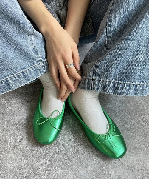 REMME（レメ）の「【REMME/レメ】レザーバレーシューズ（バレエシューズ・レディース・ベージュ/グリーン/シルバー/ブラック系その他/ブラック・38/37）」の20枚目の写真